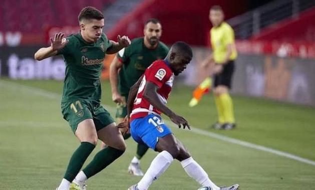 和充满戏剧 和充满戏剧