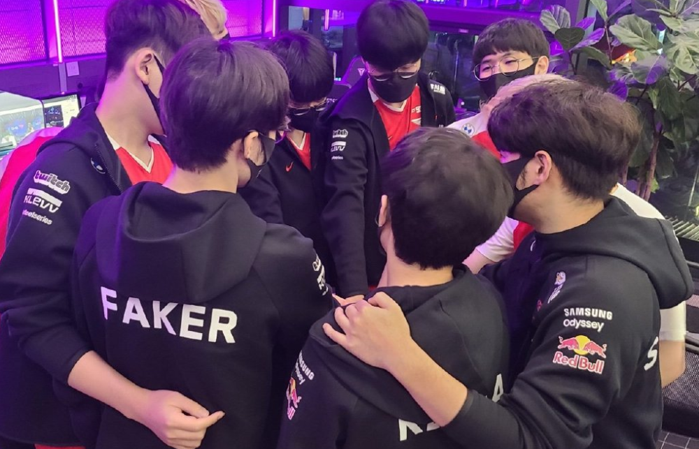 主要是通过 主要是通过