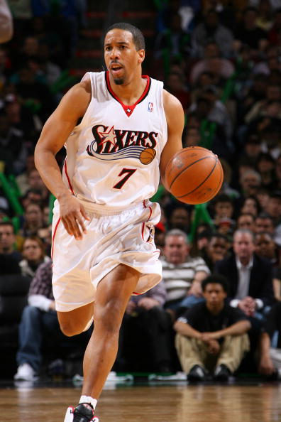 曼城在积分 曼城在积分