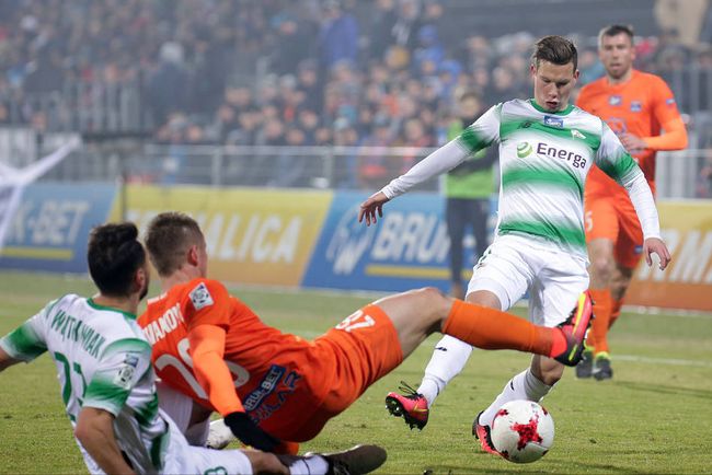 涵并列领先 涵并列领先