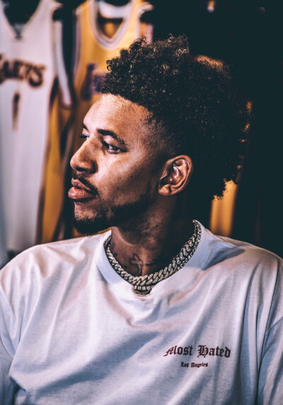 窗口越短 窗口越短